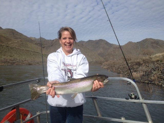 Kristy Chapple catches a nice 24" Keeper