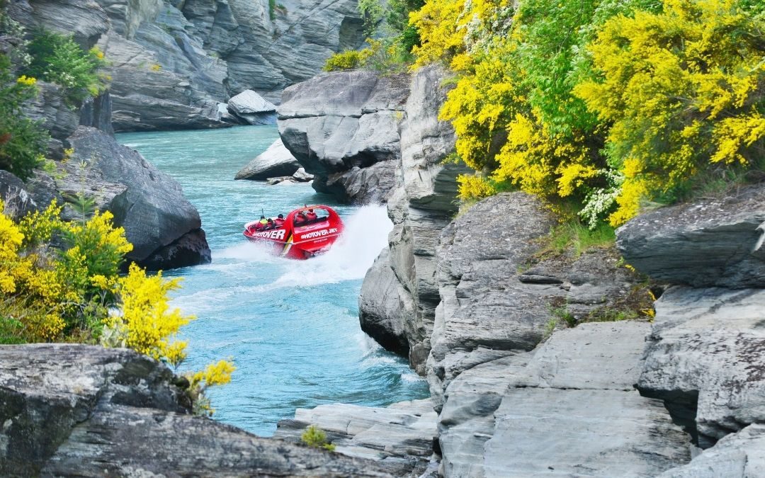 How Does a Jet Boat Tour Differ From Whitewater Rafting?