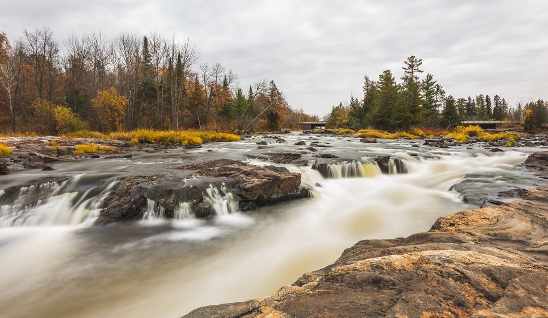 7 Best Practices for Photographing Rapids Safely